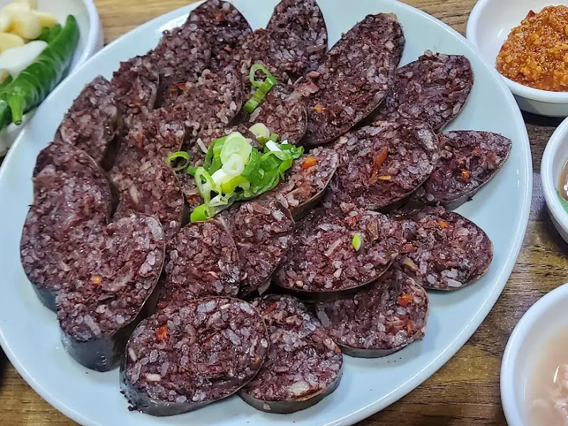 순대와 함께 제공되는 쌈장