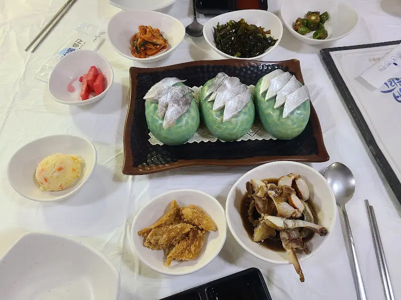 정갈하게 차려진 한 상 차림