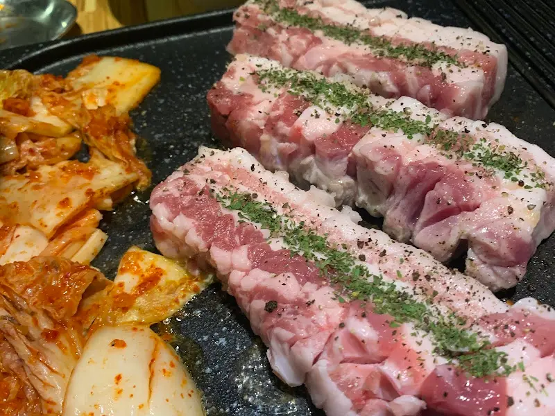 두툼한 9mm 삼겹살의 자태