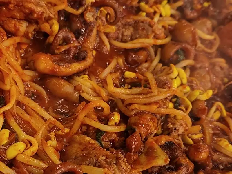 푸짐한 쭈꾸미 철판