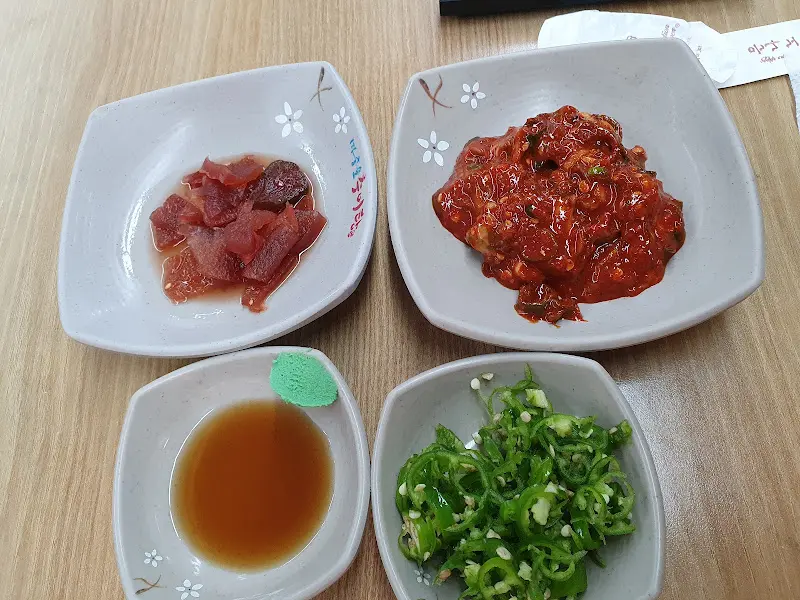 곁들여 먹는 양념