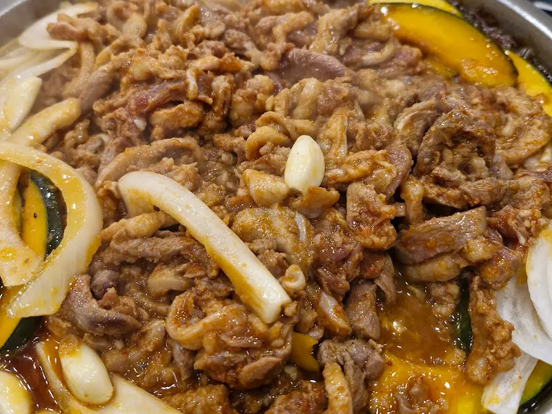 푸짐한 오리불고기 한 상