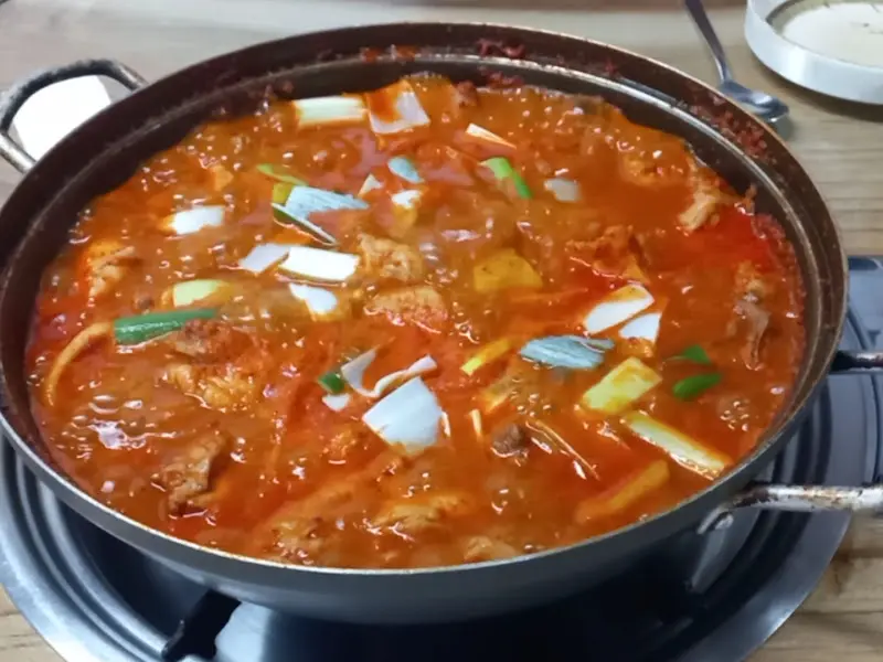 얼큰한 찌개
