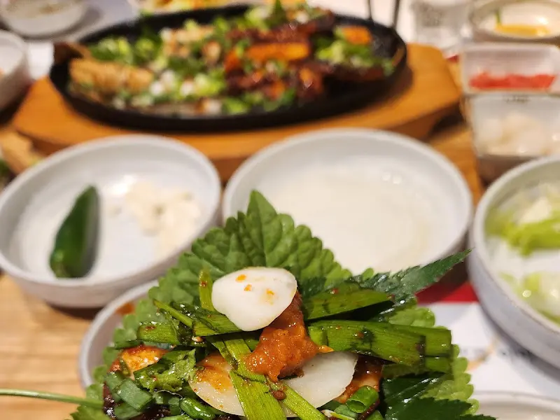 장어 한 상 차림