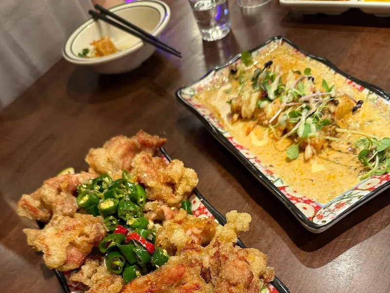 고추가 듬뿍 들어간 닭튀김