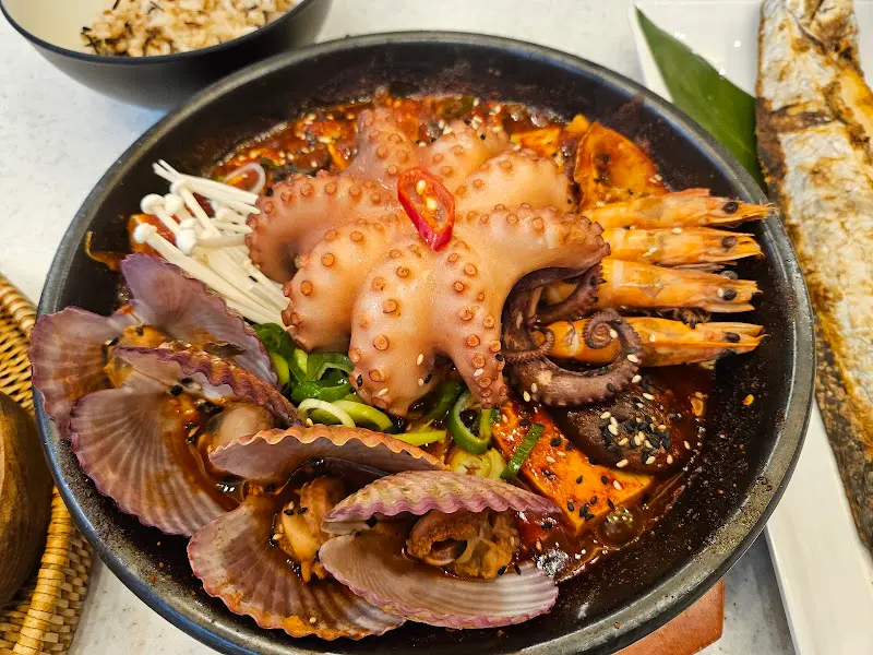 매콤달콤한 순살통갈치조림