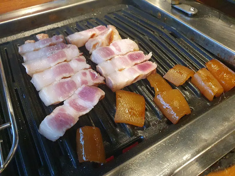 껍데기와 오겹살