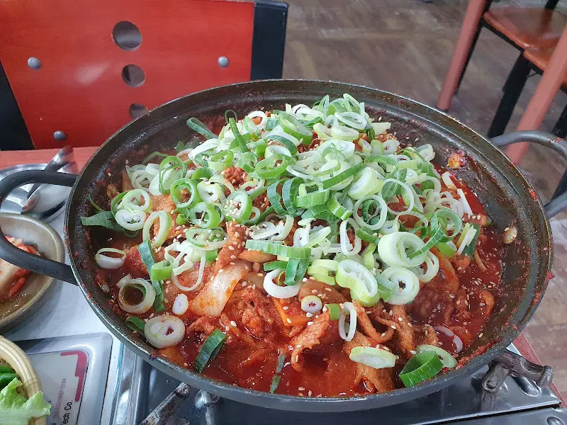 푸짐한 제육볶음