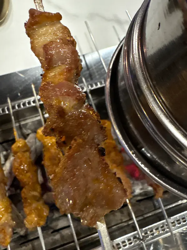 육즙 가득한 양꼬치