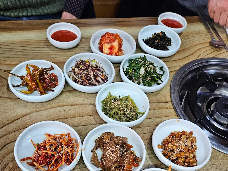 다양한 밑반찬 클로즈업