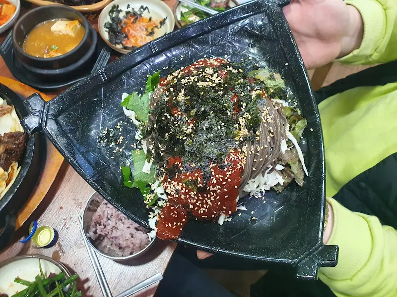 비빔모밀