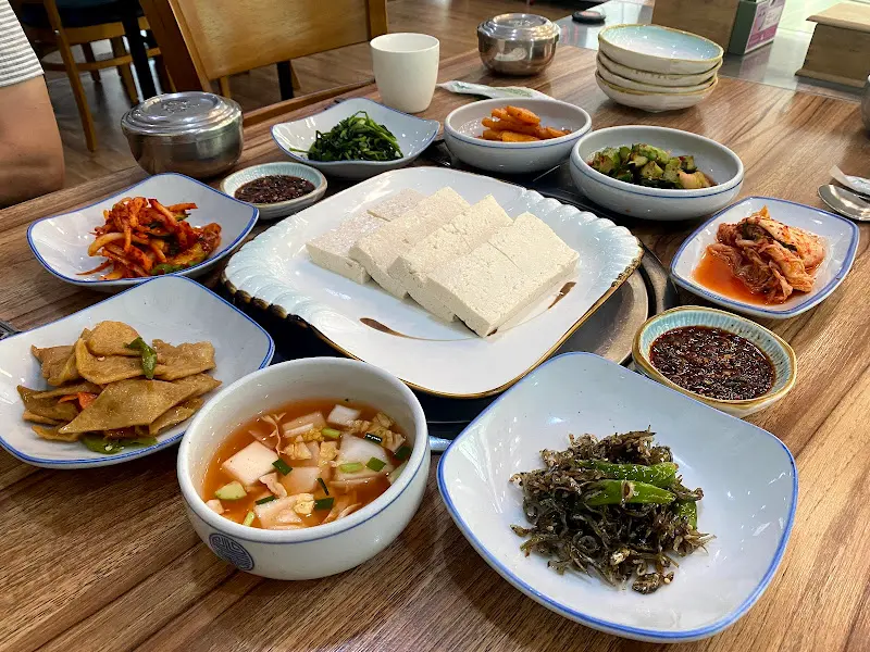 다채로운 밑반찬