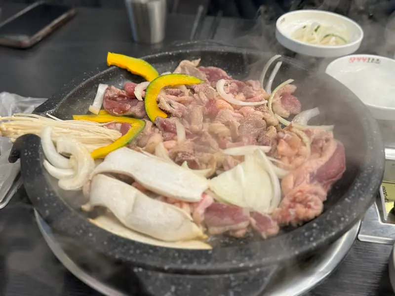 돌판 위의 생오리