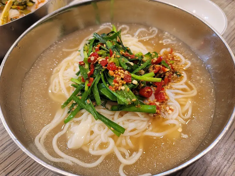 시원한 열무냉칼국수