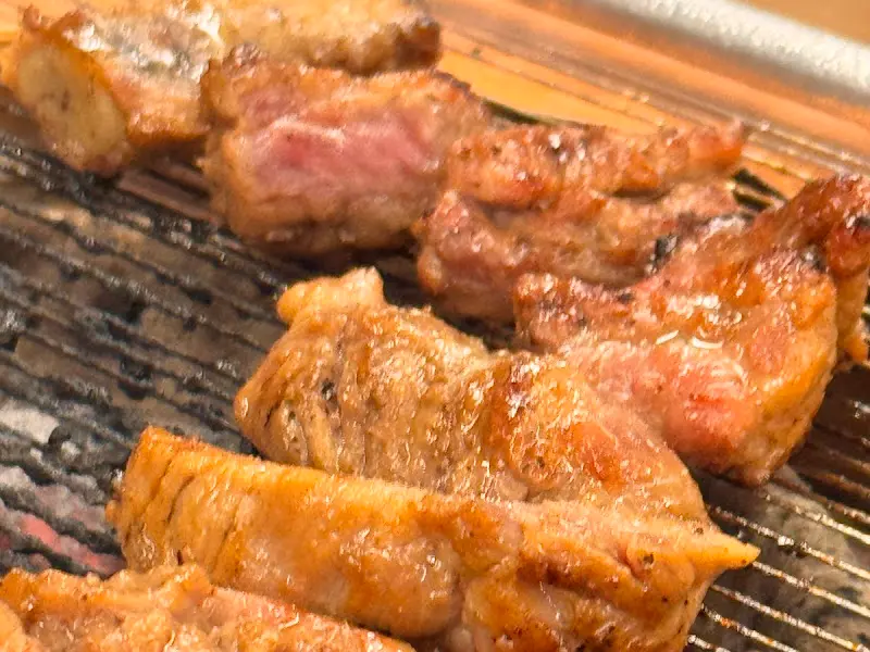 숯불에 구워 더욱 맛있는 갈비