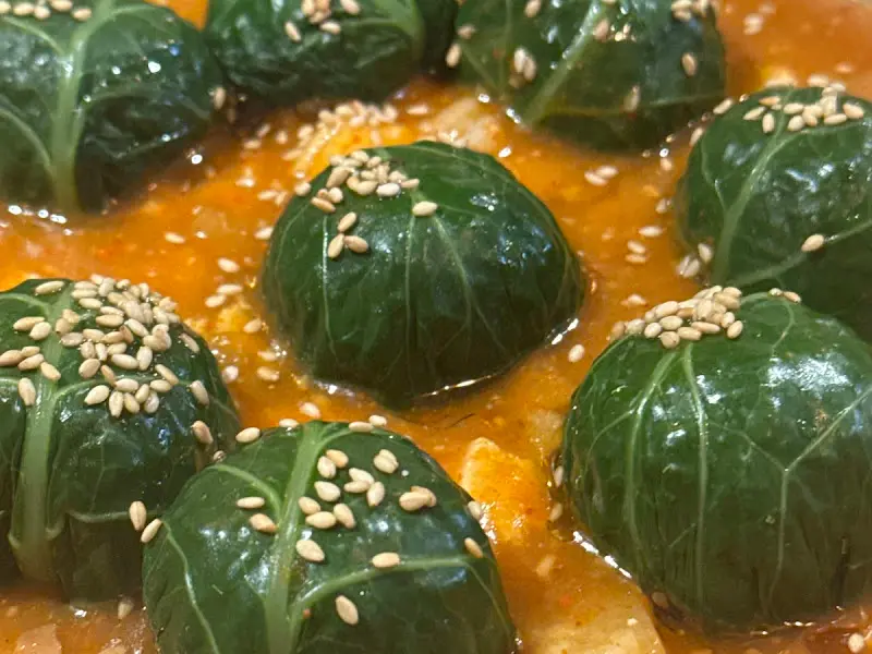 정갈하게 담겨 나온 강된장 케일쌈밥