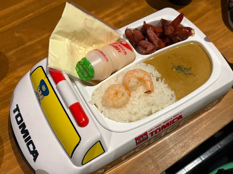 아이들을 위한 경찰차 식기