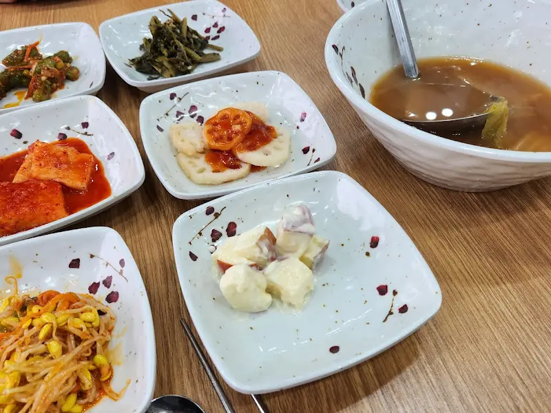 다채로운 밑반찬