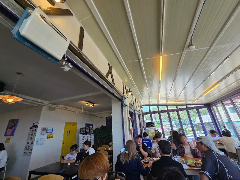 부어스트라덴 내부