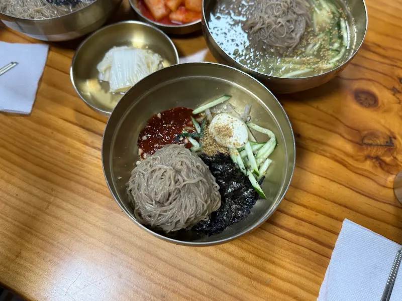 비빔 막국수