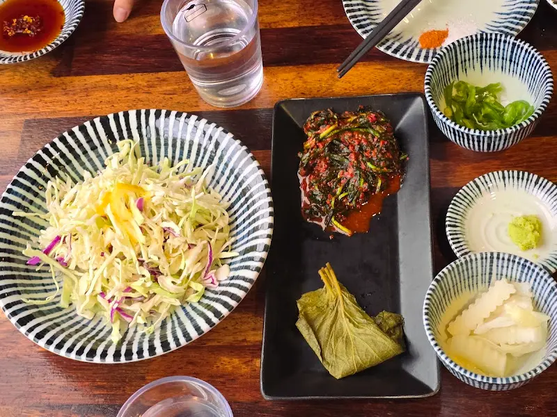 정갈하게 차려진 밑반찬