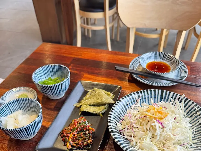 다채로운 곁들임 메뉴