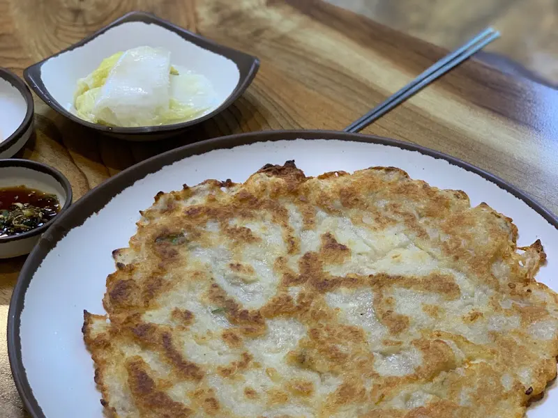 강산막국수 감자전