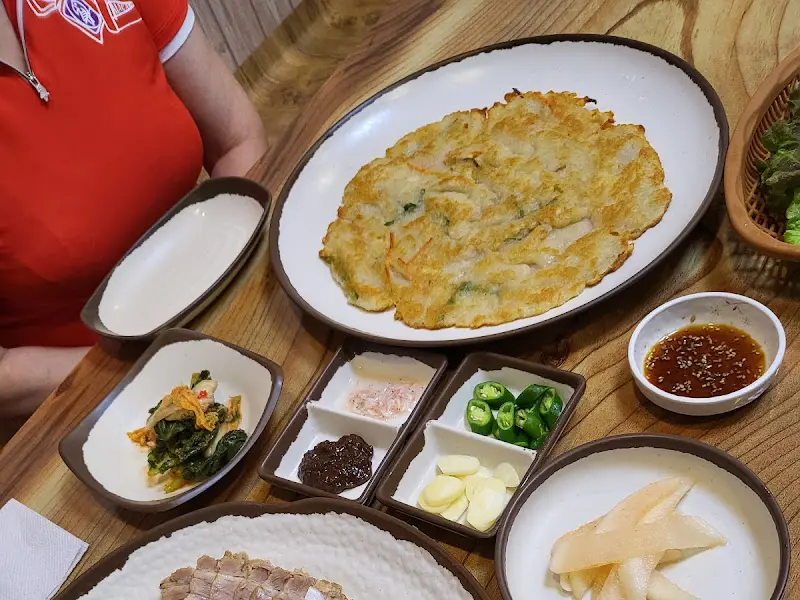 강산막국수 감자전