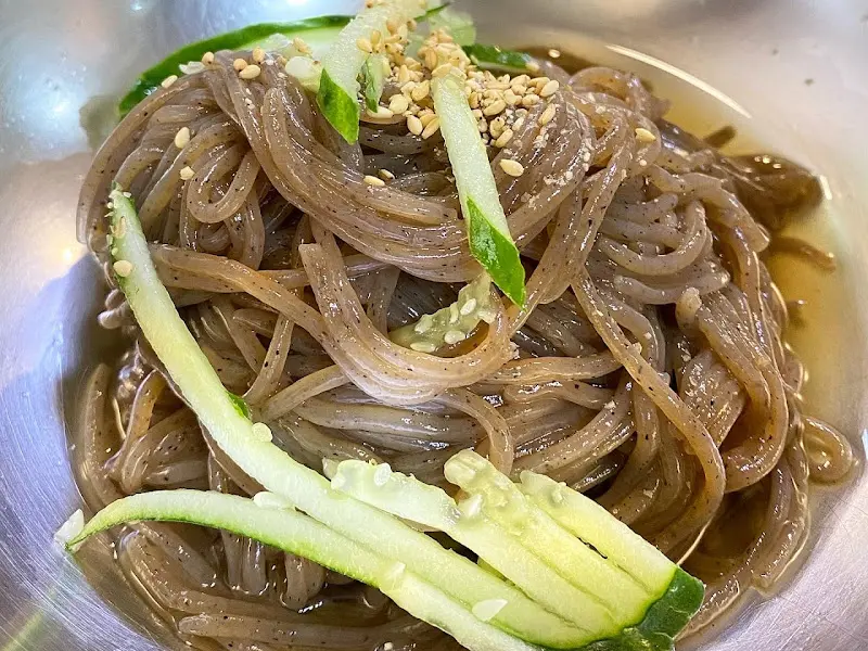 강산막국수 물 막국수