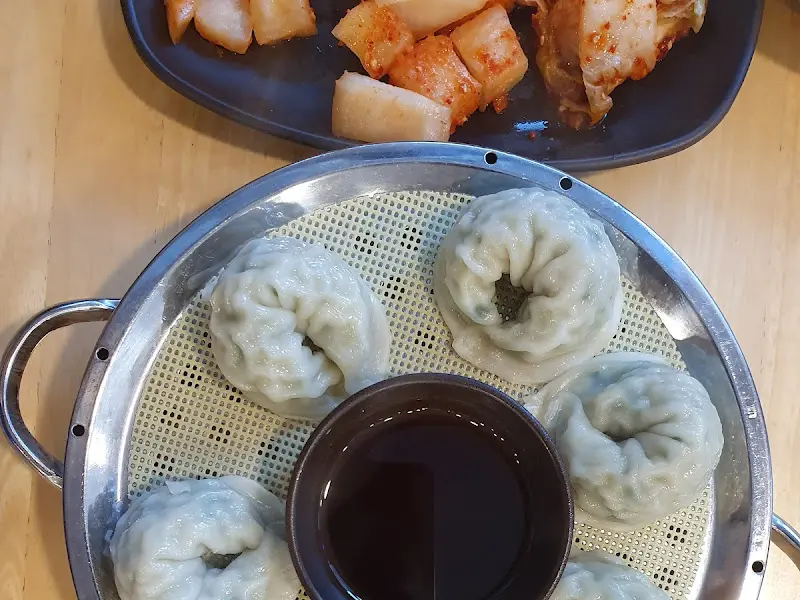 김치와 함께 먹는 설렁탕