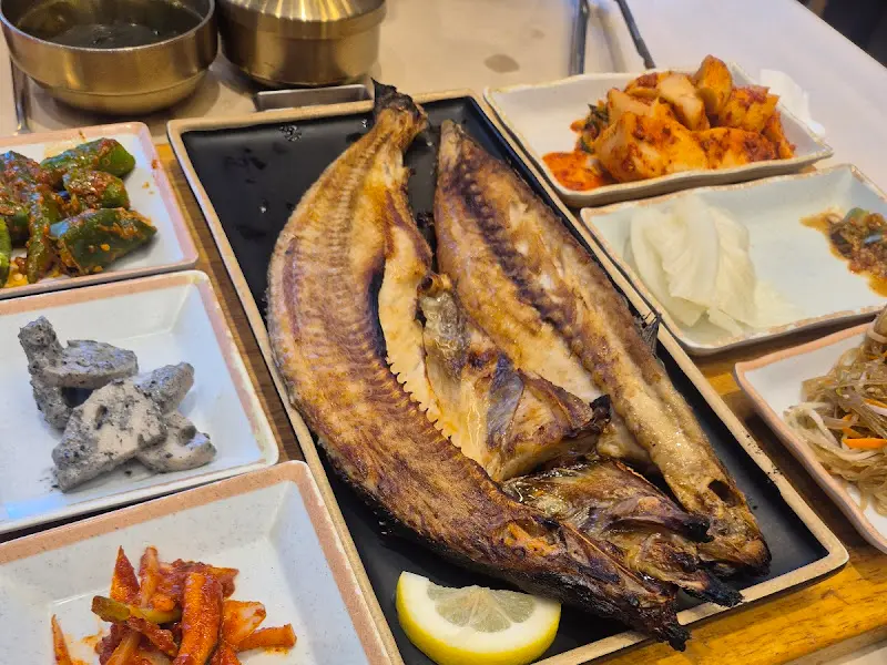 고등어구이 한상차림