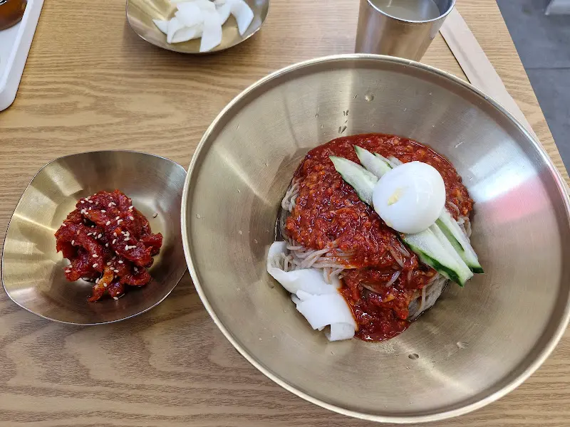 명태회 비빔 밀면