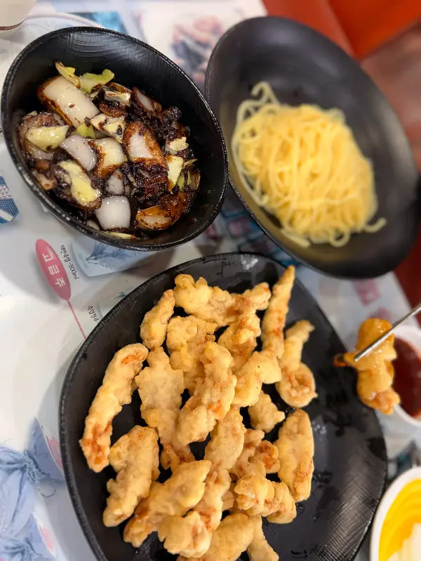 짜장, 탕수육, 면의 조화