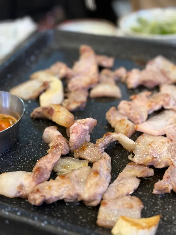 맛있게 구워진 뒷고기