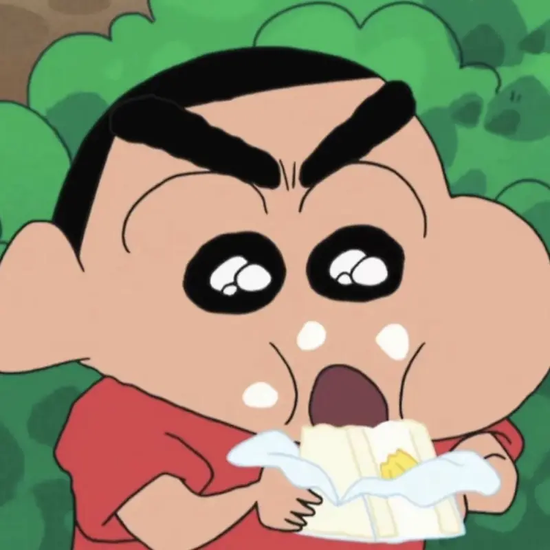 닭고기를 맛있게 먹는 모습