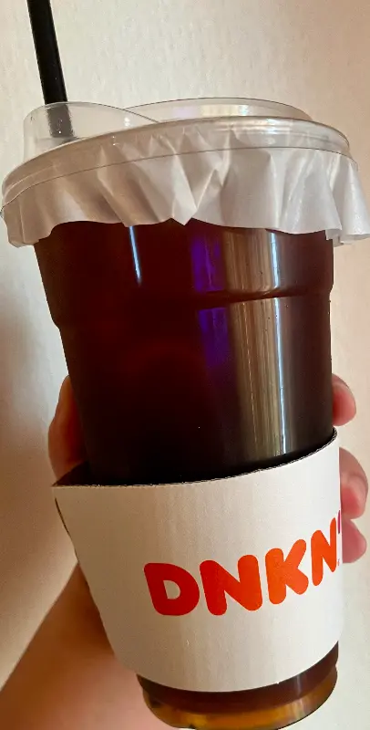 던킨의 커피는 도넛과의 환상적인 조화를 자랑한다.