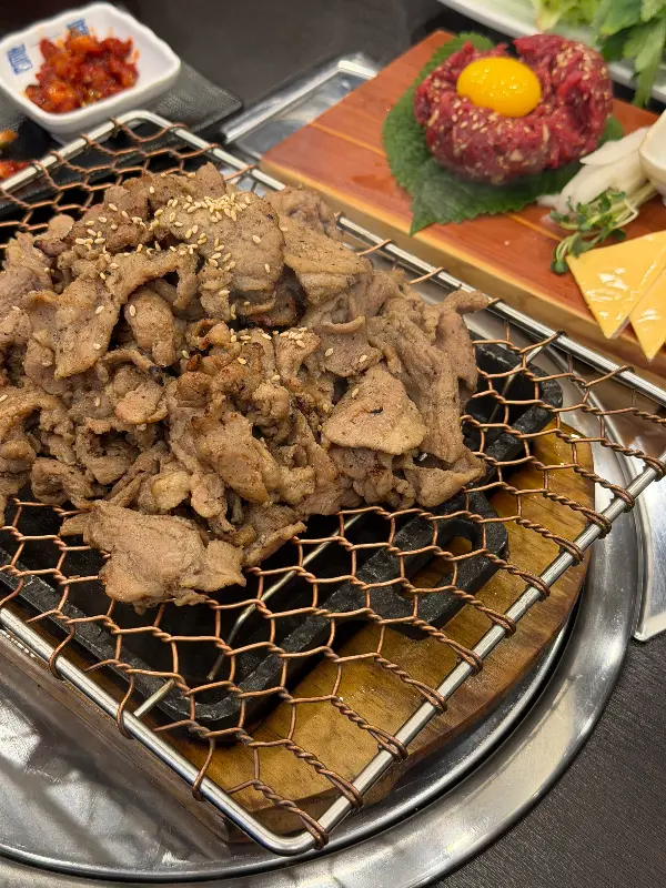 구워져 나오는 불고기