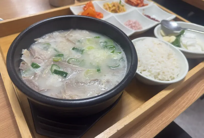 피순대국밥