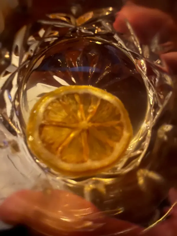 사장님이 만들어주신 특별한 칵테일, 미스터리