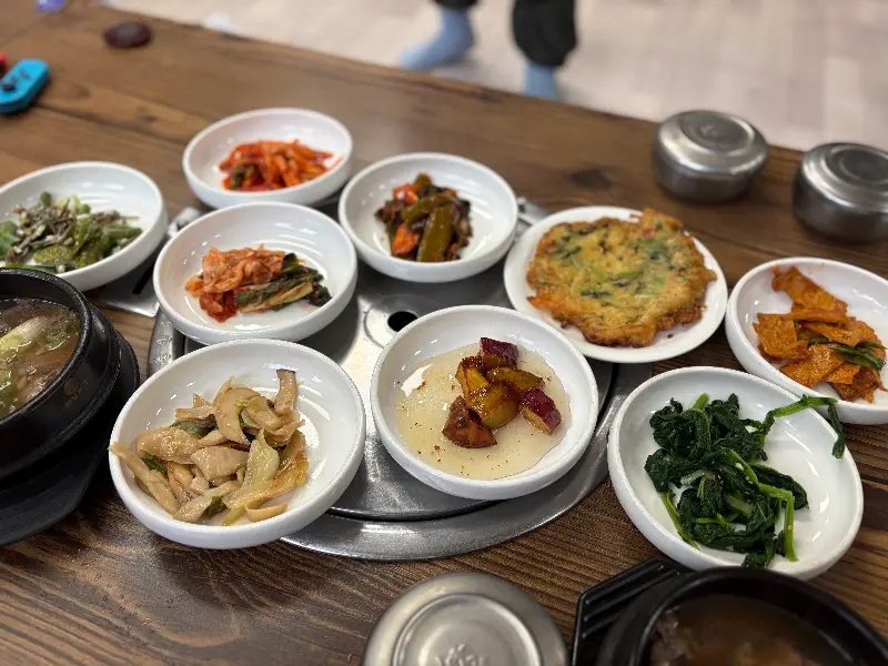 다채로운 밑반찬