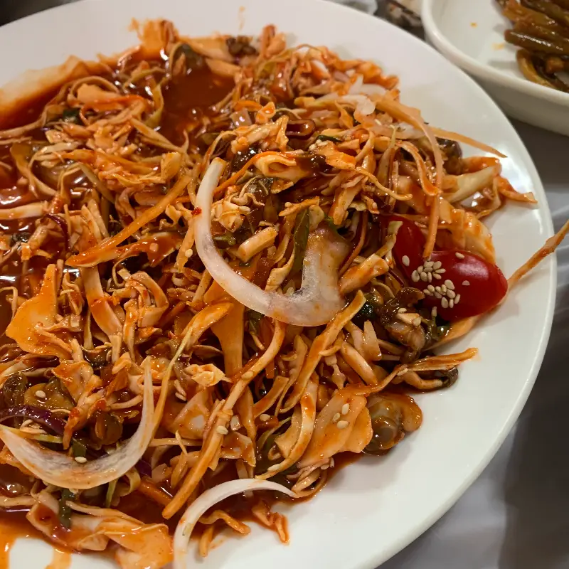 매콤달콤 꼬막무침