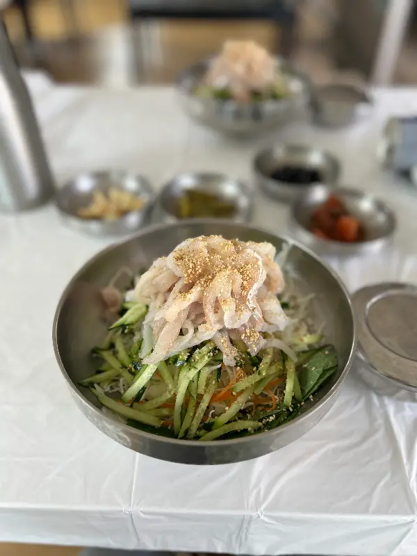 오징어 물회 클로즈업 사진