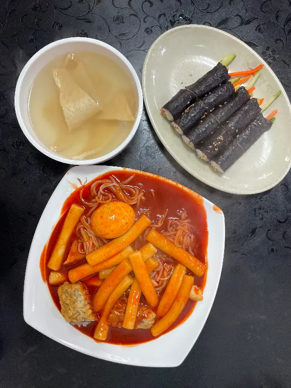 다채로운 메뉴 구성