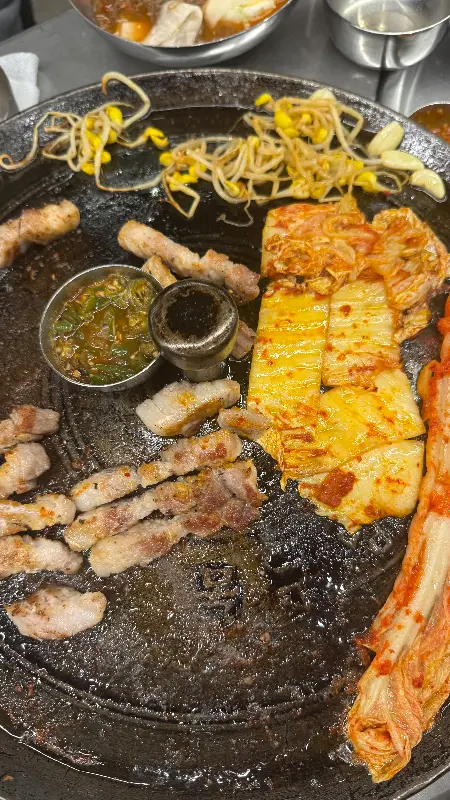 잘 익은 삼겹살