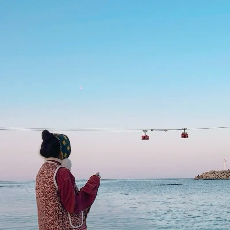 피플카페 근처 해변에서 바라본 풍경