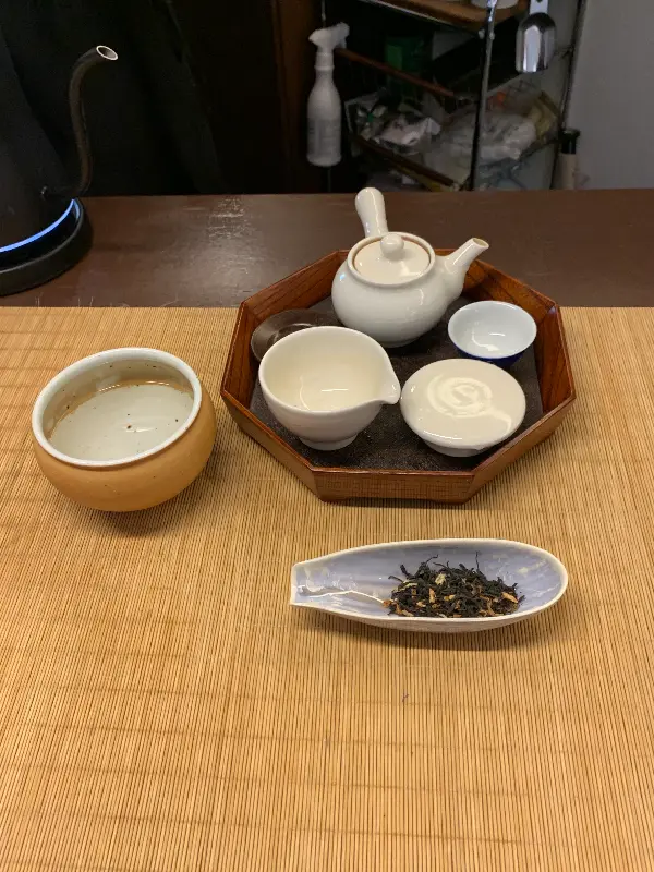 다사의 다기 세트, 정갈하게 준비된 모습
