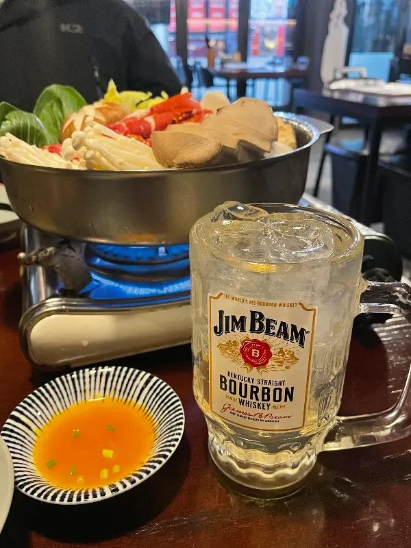 스키야키와 짐빔 하이볼