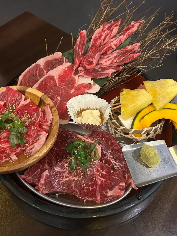 다채로운 구성의 대량 카세트