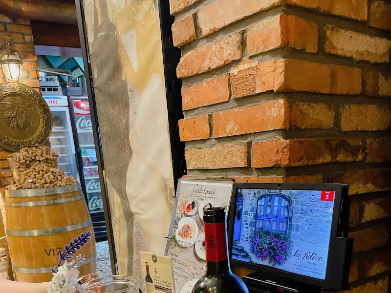 레스토랑 내부 인테리어