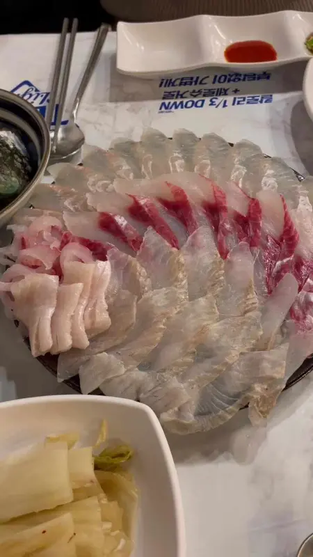 모듬회 한상차림